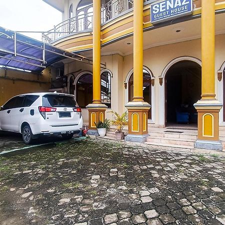 Reddoorz At Senaz Guesthouse Mataram Esterno foto