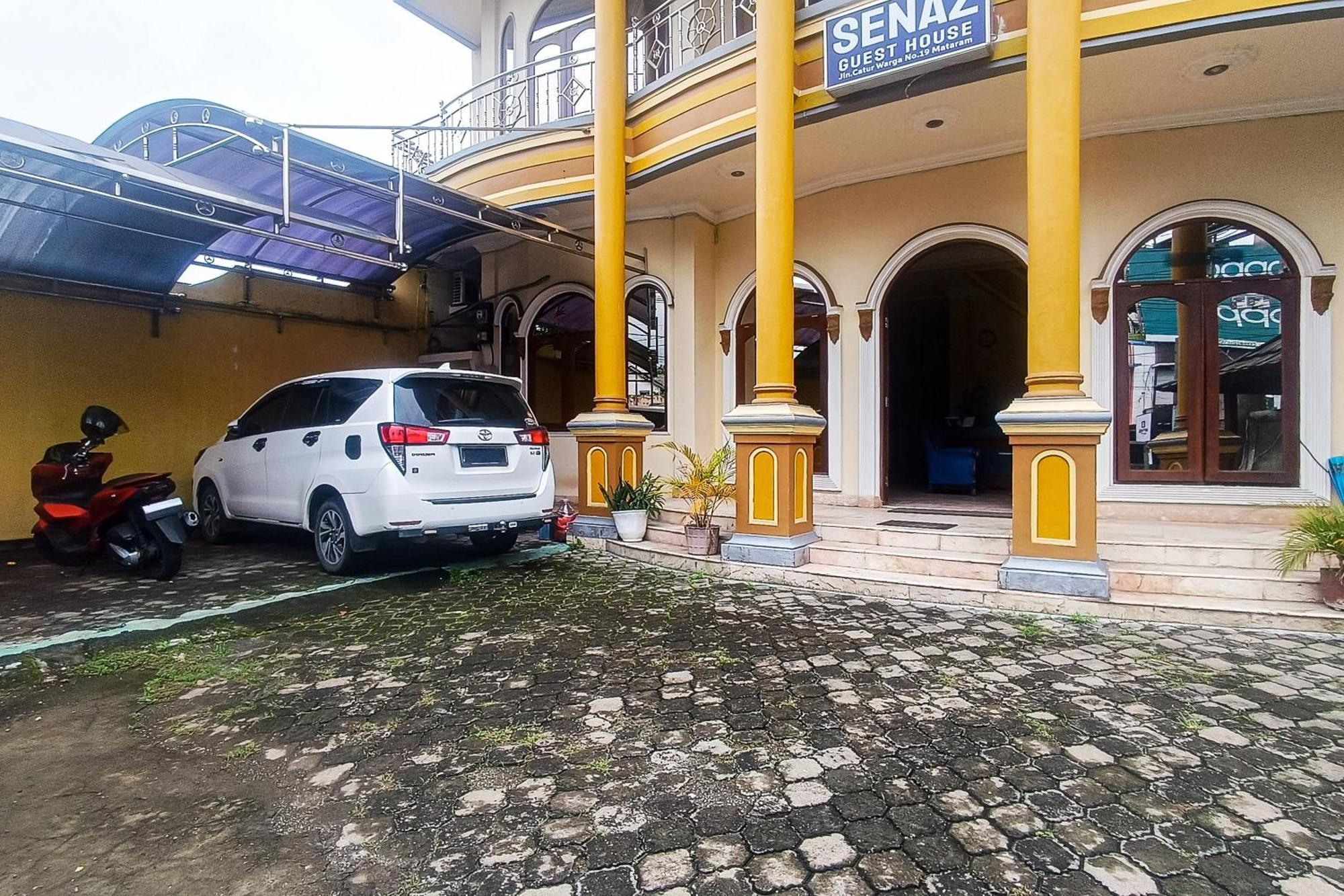 Reddoorz At Senaz Guesthouse Mataram Esterno foto